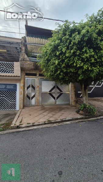 Sobrado a venda no MONTANHÃO em São Bernardo do Campo/SP